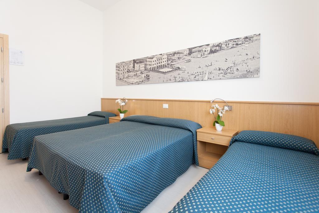 Hotel Marina ليدو دي يسولو المظهر الخارجي الصورة