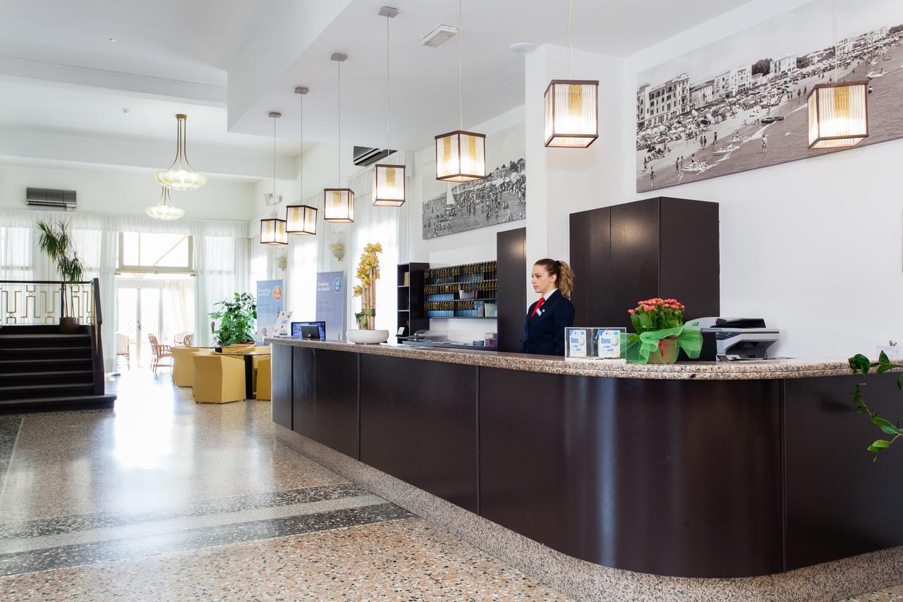 Hotel Marina ليدو دي يسولو المظهر الخارجي الصورة